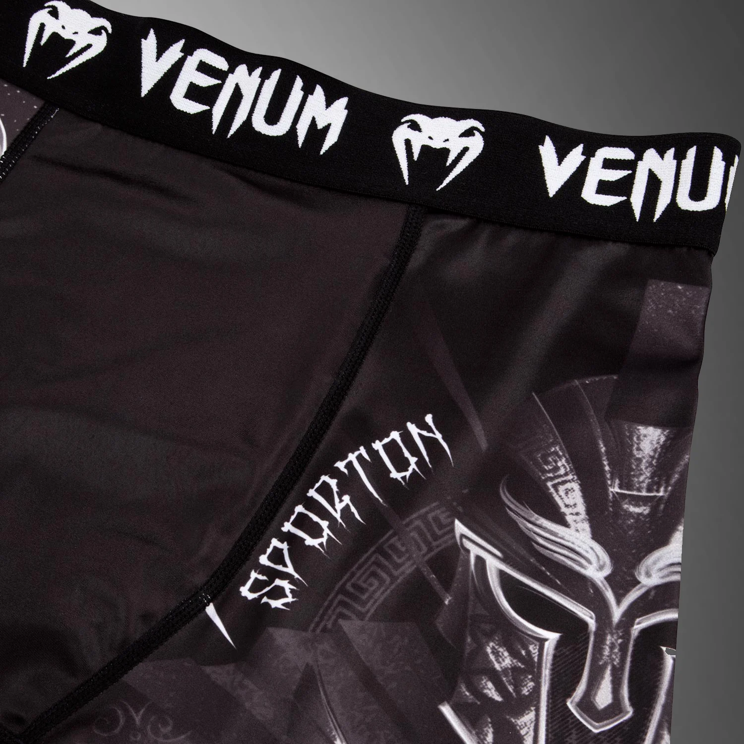 Vale Tudo Shorts Venum Gladiator 3.0 - Black/White - Image 5
