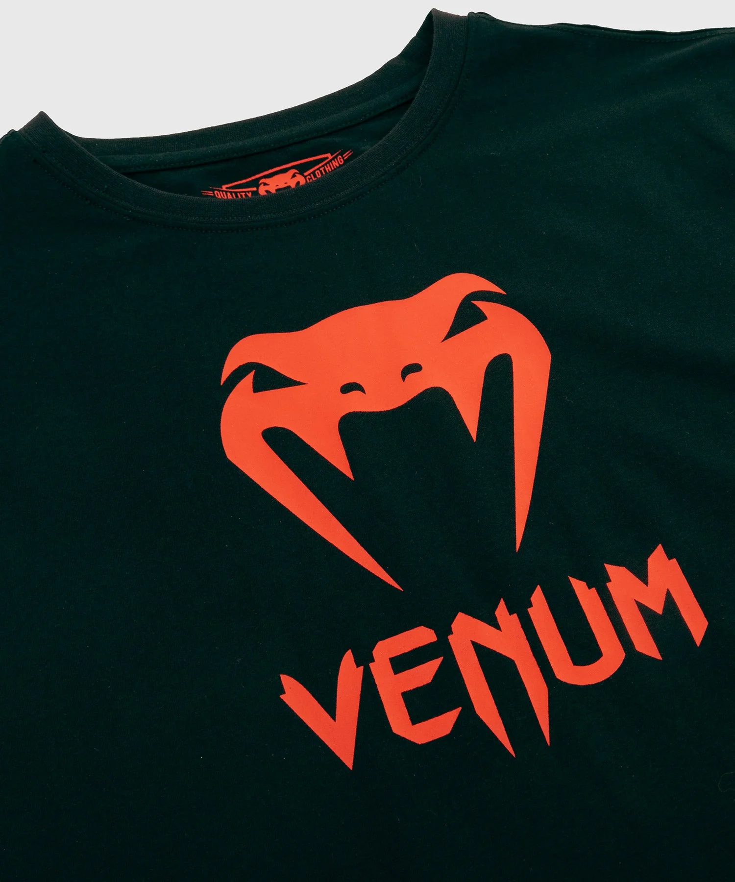 Venum Classic T-shirt - Black/Red - Image 4