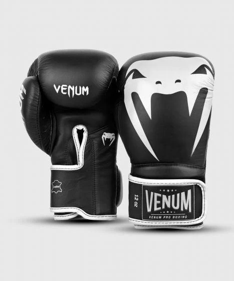 VENUM Custom Giant 2.0 Pro Boxing with Velcro - Image 3