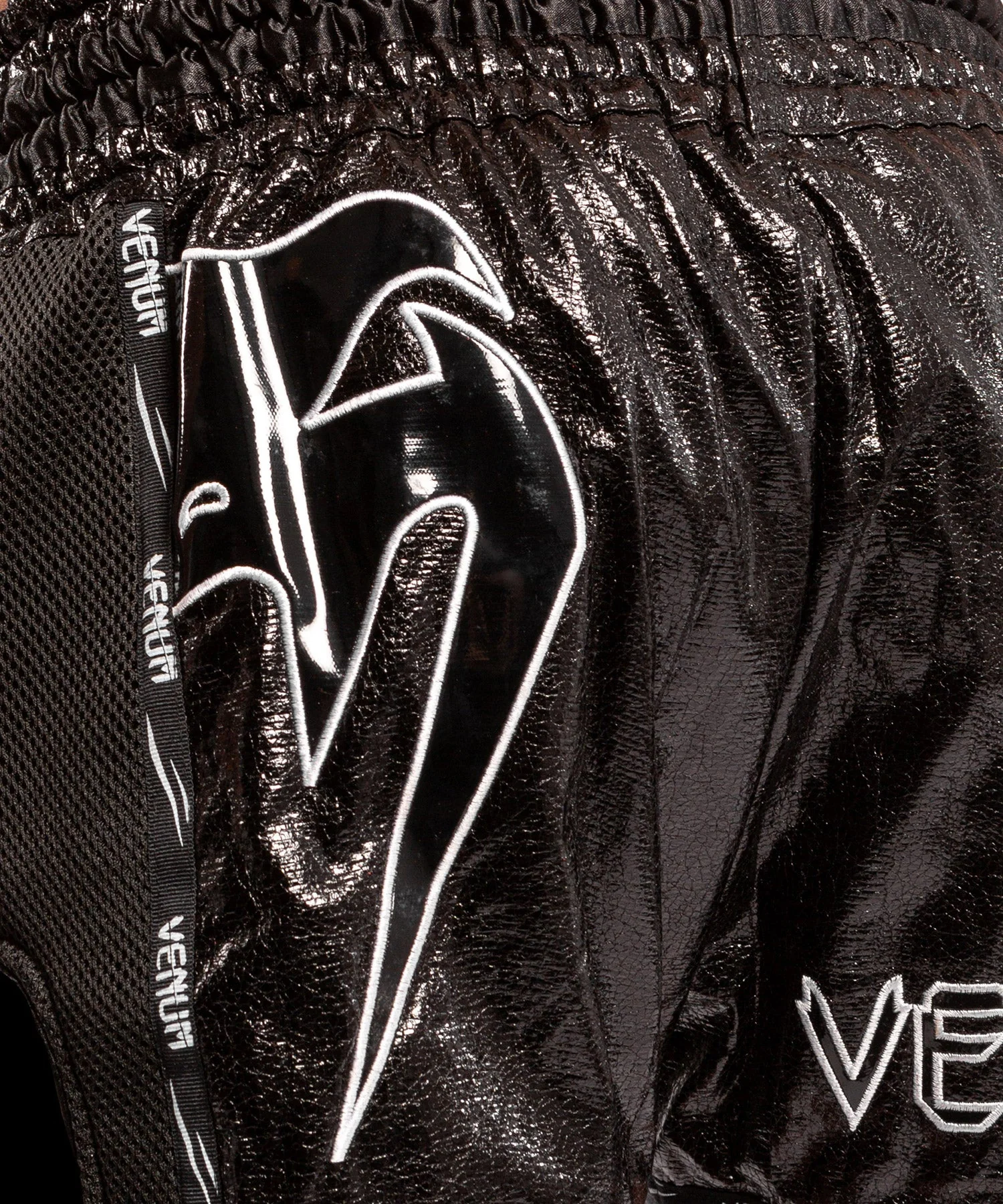 Venum Giant Infinite Muay Thai Shorts - Black/Black - Image 4
