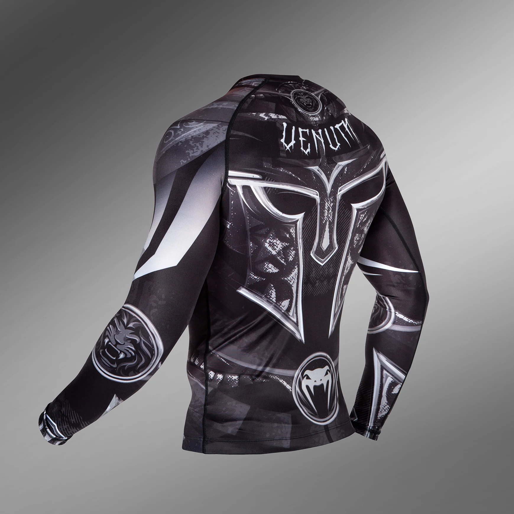 Venum Gladiator 3.0 Rashguard - Long Sleeves - Black/White - Image 3