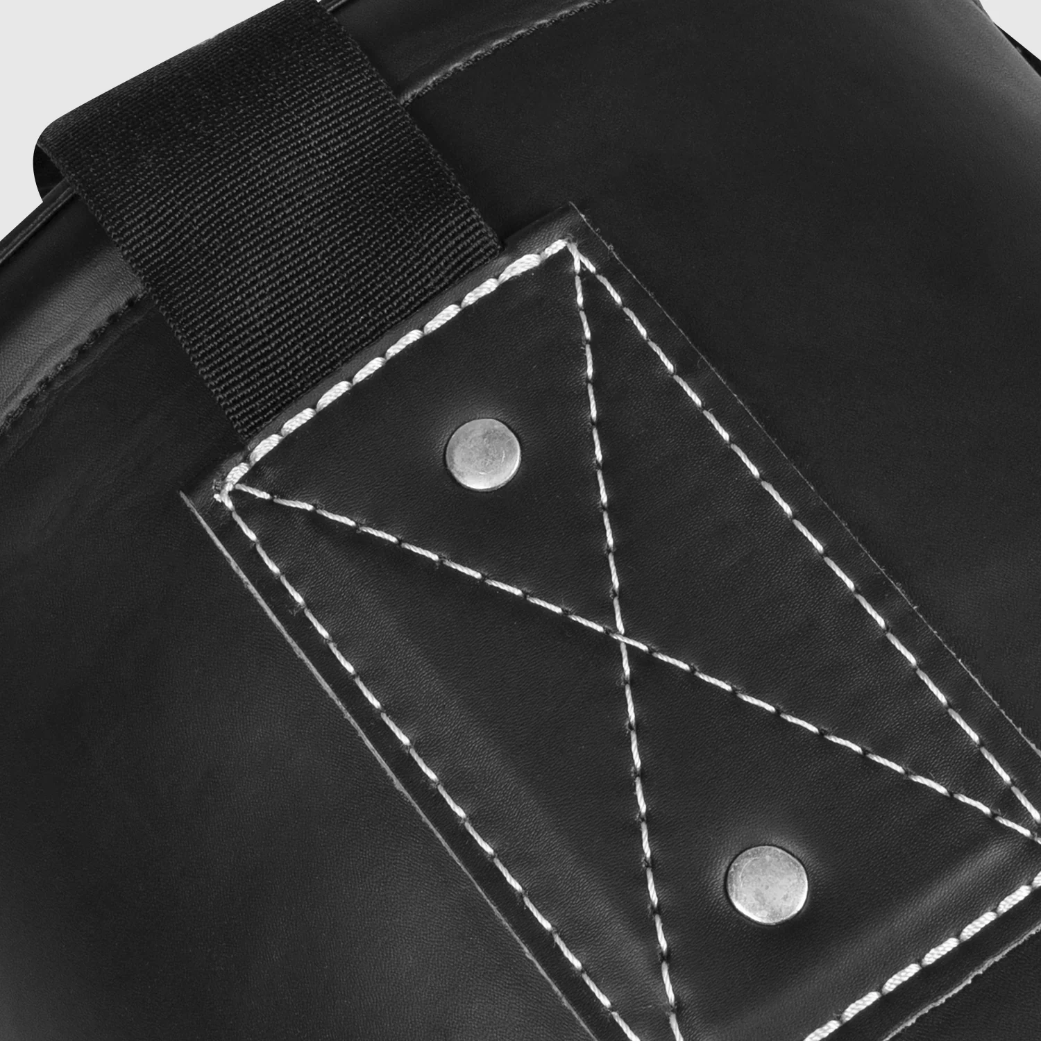 Venum Origins Punching Bag - Black/White (ceiling mount included) - Image 3